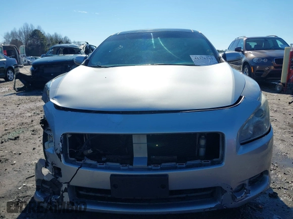 2009 Nissan Maxima S with VIN 1N4AA51E69C808587, listed as a IAAI auction lot 41376757 with 302,539 mi miles and . Bid and sale history available at DreamBid. Image 12.