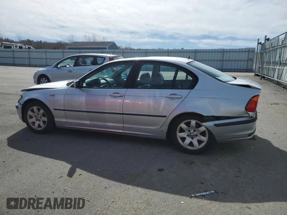 1999 BMW 3 Series 323i z VIN WBAAM3336XCA80249, wystawiony jako Copart lot #48533245 z przebiegiem 235 477 mil mil oraz Czysty tytuł • Clean title. Historia ofert i sprzedaży dostępna na DreamBid. Obrazek 2.