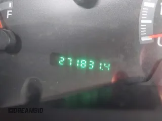 2004 Ford F-150 XL с VIN 2FTRF17W64CA84331, выставлен на аукционе IAAI как лот 42402056 с пробегом 271 831 миль миль и . История ставок и продаж доступна на DreamBid. Изображение 12.
