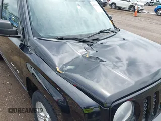 2014 Jeep Patriot Latitude with VIN 1C4NJRFB1ED616001, listed as a IAAI auction lot 42722459 with 81,561 mi miles and . Bid and sale history available at DreamBid. Image 6.