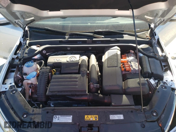 2015 Volkswagen Jetta Sedan Hybrid SEL Premium with VIN 3VW637AJ7FM400853, listed as a Copart auction lot 74588603 with 36,030 mi miles. Bid and sale history available at carsss.com. Image 13.