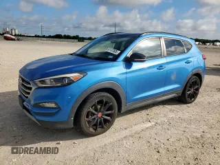 2017 Hyundai Tucson Limited z VIN KM8J3CA21HU464105, wystawiony jako Copart lot #61137685 z przebiegiem 88 618 mil mil oraz Czysty tytuł • Clean title. Historia ofert i sprzedaży dostępna na DreamBid. Obrazek 1.