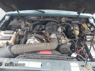 1995 Ford Ranger XLT with VIN 1FTCR10X9STA67218, listed as a IAAI auction lot 41952953 with 230,733 mi miles. Bid and sale history available at carsss.com. Image 10.