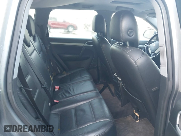 2006 Porsche Cayenne with VIN WP1AA29P66LA25214, listed as a IAAI auction lot 41671677 with 1 mi miles. Bid and sale history available at carsss.com. Image 8.