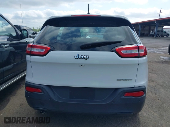 2016 Jeep Cherokee Altitude with VIN 1C4PJLAB4GW290666, listed as a IAAI auction lot 42052140 with 77,116 mi miles. Bid and sale history available at carsss.com. Image 16.