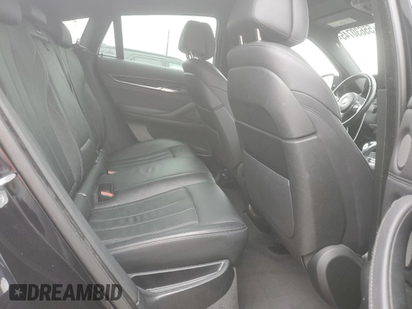 2018 BMW X6 xDrive35i z VIN 5UXKU2C52J0X49351, wystawiony jako Copart lot #55630745 z przebiegiem 139 605 mil mil oraz Tytuł czysty. Historia ofert i sprzedaży dostępna na DreamBid. Obrazek 11.