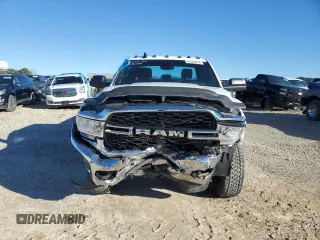 2022 Ram 3500 Tradesman with VIN 3C63R3GJ3NG340188, listed as a Copart auction lot 67354814 with 43,239 mi miles and Salvage Title. Bid and sale history available at carsss.com. Image 5.