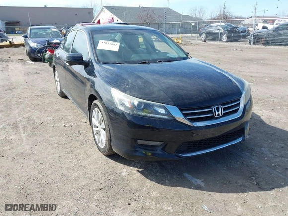 2015 Honda Accord Sedan EX-L with VIN 1HGCR2F84FA269862, listed as a IAAI auction lot 41857652 with 155,433 mi miles. Bid and sale history available at carsss.com. Image 1.