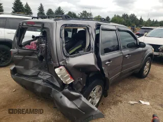 2004 Ford Escape Limited with VIN 1FMCU94144KA37129, listed as a Copart auction lot 64375714 with 181,393 mi miles and Salvage Title. Bid and sale history available at carsss.com. Image 3.