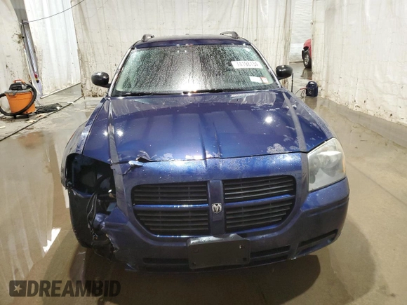 2005 Dodge Magnum SXT z VIN 2D4GZ48V95H537435, wystawiony jako Copart lot #74198134 z przebiegiem 84 164 mil mil oraz Szkoda całkowita • Salvage title. Historia ofert i sprzedaży dostępna na DreamBid. Obrazek 5.