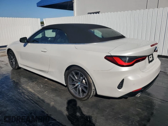 2025 BMW 4 Series 430i with VIN WBA33DB00SCT26226, listed as a Copart auction lot 45413105 with 9,052 mi miles and Clean Title. Bid and sale history available at carsss.com. Image 2.