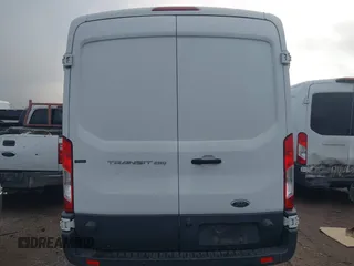 2017 Ford Transit с VIN 1FTYR2CM1HKA49405, выставлен на аукционе IAAI как лот 41914457 с пробегом 109 189 миль миль и . История ставок и продаж доступна на DreamBid. Изображение 16.