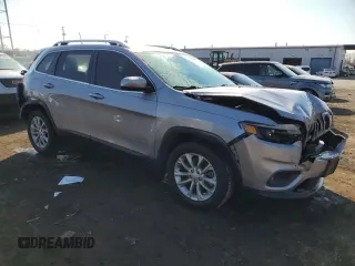 2019 Jeep Cherokee Latitude with VIN 1C4PJLCB5KD267124, listed as a Copart auction lot 48891575 with 75,400 mi miles and Salvage Title. Bid and sale history available at carsss.com. Image 4.