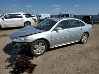2014 Chevrolet Impala LT z VIN 2G1WB5E32E1104479, wystawiony jako Copart lot #56918995 z przebiegiem 129 829 mil mil oraz Szkoda całkowita • Salvage title. Historia ofert i sprzedaży dostępna na DreamBid. Obrazek 1.
