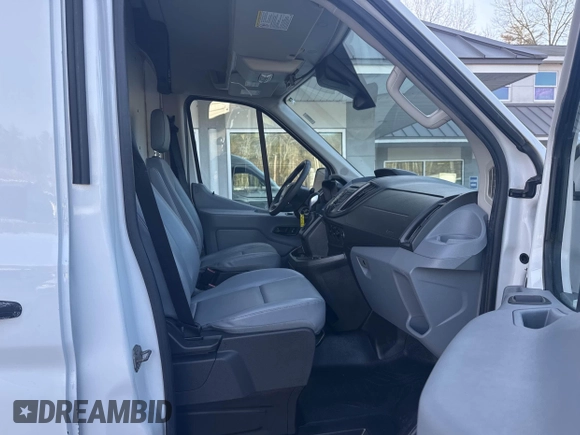 2018 Ford Transit с VIN 1FTBW2CM9JKA18939, выставлен на аукционе IAAI как лот 41978958 с пробегом 236 566 миль миль и . История ставок и продаж доступна на DreamBid. Изображение 5.