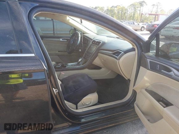 2016 Ford Fusion SE with VIN 3FA6P0H72GR170223, listed as a IAAI auction lot 42615887 with 239,513 mi miles and . Bid and sale history available at DreamBid. Image 5.