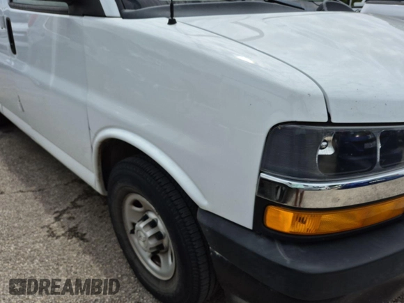 2019 Chevrolet Express Cargo с VIN 1GCWGAFP8K1160429, выставлен на аукционе IAAI как лот 42556044 с пробегом 108 476 миль миль и . История ставок и продаж доступна на DreamBid. Изображение 14.