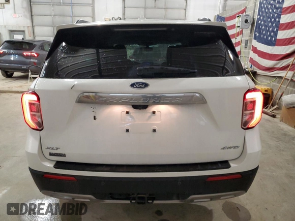 2021 Ford Explorer XLT with VIN 1FMSK8DH1MGC41740, listed as a Copart auction lot 51589425 with 31,461 mi miles and Salvage Title. Bid and sale history available at carsss.com. Image 6.