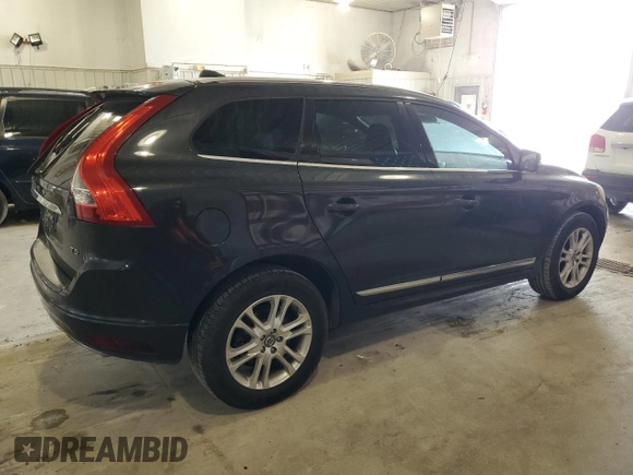 2015 Volvo XC60 T5 Drive-E Premier с VIN YV426MDB6F2588183, выставлен на аукционе Copart как лот 53553635 с пробегом 131 986 миль миль и Чистый • Clean title. История ставок и продаж доступна на DreamBid. Изображение 3.