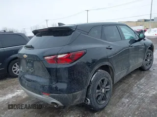 2022 Chevrolet Blazer LT with VIN 3GNKBHR49NS132771, listed as a IAAI auction lot 41543277 with 28,018 mi miles and . Bid and sale history available at DreamBid. Image 4.