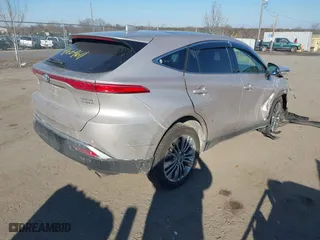 2021 Toyota Venza LE with VIN JTEAAAAH1MJ061221, listed as a IAAI auction lot 41669611 with 112,299 mi miles. Bid and sale history available at carsss.com. Image 4.