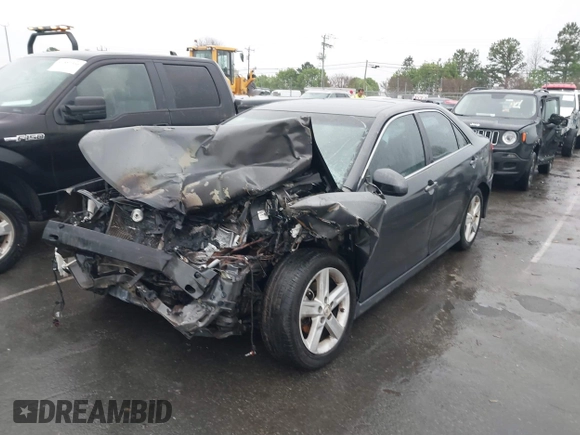 2012 Toyota Camry L with VIN 4T1BF1FK8CU069937, listed as a IAAI auction lot 41855920 with 132,842 mi miles. Bid and sale history available at carsss.com. Image 6.