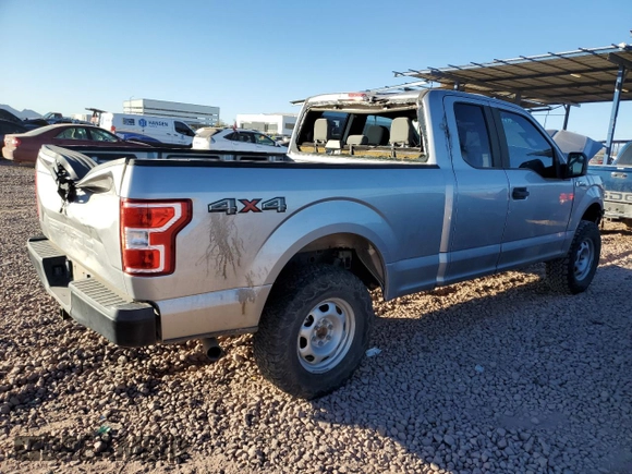 2020 Ford F-150 XL with VIN 1FTFX1E55LKD26384, listed as a Copart auction lot 87377924 with 33,639 mi miles and Salvage Title. Bid and sale history available at carsss.com. Image 3.