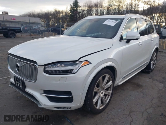 2016 Volvo XC90 T6 Inscription with VIN YV4A22PL9G1029962, listed as a IAAI auction lot 41314880 with 85,498 mi miles. Bid and sale history available at carsss.com. Image 2.