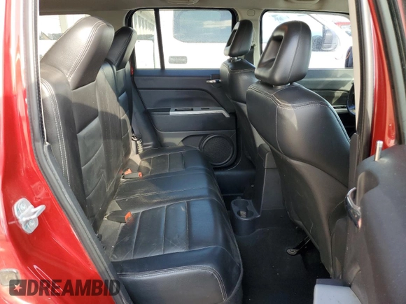 2008 Jeep Patriot Limited with VIN 1J8FF48W78D516989, listed as a Copart auction lot 88573945 with 212,997 mi miles and Salvage title. Bid and sale history available at DreamBid. Image 10.