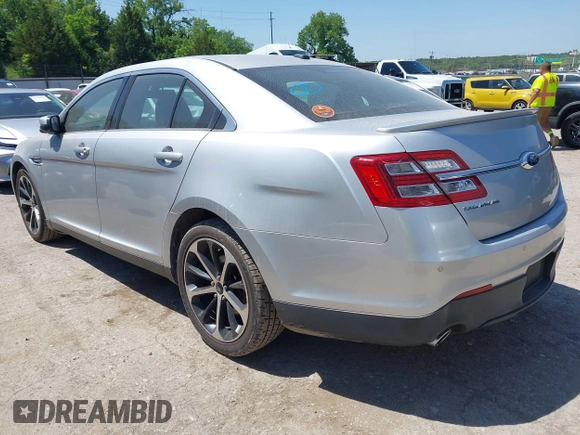 2014 Ford Taurus SEL z VIN 1FAHP2E88EG131304, wystawiony jako IAAI lot #42193759 z przebiegiem 174 465 mil mil oraz . Historia ofert i sprzedaży dostępna na DreamBid. Obrazek 3.