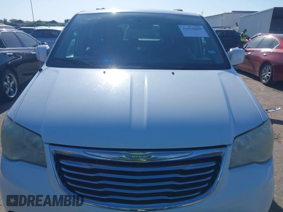 2014 Chrysler Town & Country Touring with VIN 2C4RC1BG4ER156134, listed as a IAAI auction lot 41978659 with 169,670 mi miles. Bid and sale history available at carsss.com. Image 13.