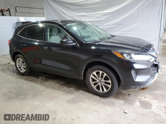 2020 Ford Escape SE with VIN 1FMCU9G61LUB27963, listed as a Copart auction lot 55820095 with 82,264 mi miles and Salvage title. Bid and sale history available at DreamBid. Image 4.