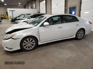2012 Toyota Avalon z VIN 4T1BK3DB2CU463346, wystawiony jako Copart lot #57769545 z przebiegiem 69 218 mil mil oraz Szkoda całkowita • Salvage title. Historia ofert i sprzedaży dostępna na DreamBid. Obrazek 1.
