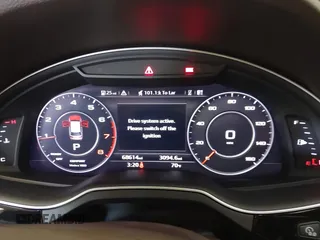 2019 Audi Q7 Premium Plus with VIN WA1LAAF73KD020866, listed as a IAAI auction lot 42283283 with 68,614 mi miles and . Bid and sale history available at DreamBid. Image 7.