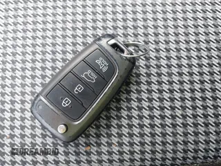2021 Hyundai Kona SE z VIN KM8K1CAA3MU745706, wystawiony jako IAAI lot #41663139 z przebiegiem 54 286 mil mil oraz . Historia ofert i sprzedaży dostępna na DreamBid. Obrazek 11.