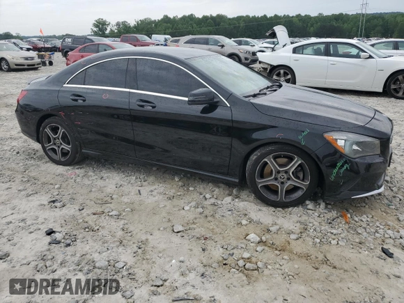 2018 Mercedes-Benz CLA 250 z VIN WDDSJ4EB1JN557324, wystawiony jako Copart lot #55088825 z przebiegiem 86 786 mil mil oraz Szkoda całkowita • Salvage title. Historia ofert i sprzedaży dostępna na DreamBid. Obrazek 4.