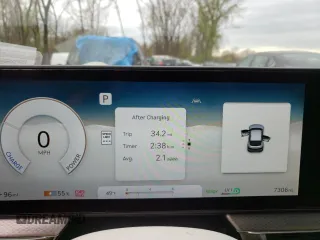 2023 Genesis GV60 Performance z VIN KMUKEDTB8PU012122, wystawiony jako Copart lot #50950384 z przebiegiem 7306 mil mil oraz . Historia ofert i sprzedaży dostępna na DreamBid. Obrazek 9.