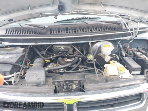 2000 Dodge Passenger z VIN 2B5WB35Z3YK120889, wystawiony jako IAAI lot #42363655 z przebiegiem Nie podano mil oraz . Historia ofert i sprzedaży dostępna na DreamBid. Obrazek 10.