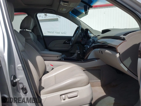 2013 Acura MDX with VIN 2HNYD2H27DH517185, listed as a IAAI auction lot 41799347 with 125,437 mi miles. Bid and sale history available at carsss.com. Image 5.