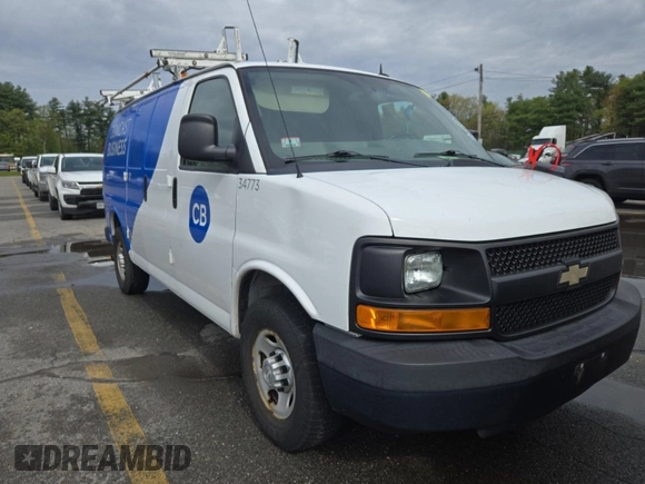 2015 Chevrolet Express Cargo z VIN 1GCWGFCF3F1168503, wystawiony jako IAAI lot #42546933 z przebiegiem 104 968 mil mil oraz . Historia ofert i sprzedaży dostępna na DreamBid. Obrazek 36.
