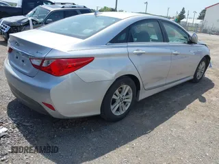 2014 Hyundai Sonata GLS with VIN 5NPEB4AC1EH818993, listed as a IAAI auction lot 42138808 with 29,059 mi miles and . Bid and sale history available at carsss.com. Image 4.