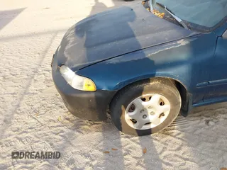 1995 Honda Civic z VIN 2HGEH2463SH500372, wystawiony jako IAAI lot #41785384 z przebiegiem 227 888 mil mil oraz . Historia ofert i sprzedaży dostępna na DreamBid. Obrazek 15.