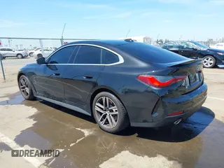 2023 BMW 4 Series 430i z VIN WBA63AV01PFP57025, wystawiony jako IAAI lot #42101068 z przebiegiem 28 514 mil mil oraz . Historia ofert i sprzedaży dostępna na DreamBid. Obrazek 3.