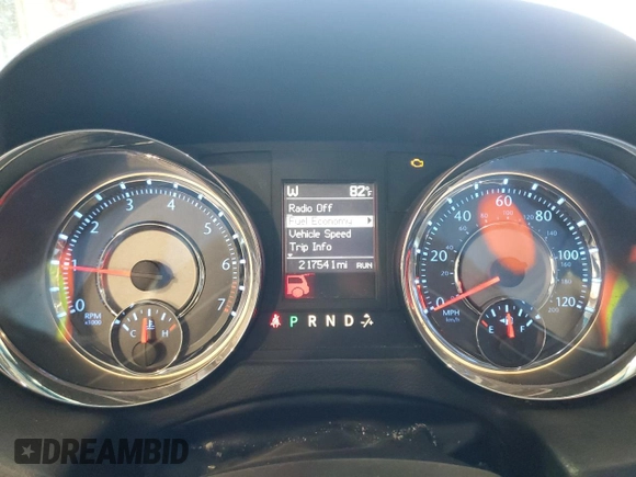 2014 Chrysler Town & Country Touring with VIN 2C4RC1BG1ER157788, listed as a Copart auction lot 67505954 with 217,541 mi miles and Salvage Title. Bid and sale history available at DreamBid. Image 9.