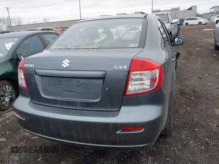 2008 Suzuki SX4 with VIN JS2YC412985103746, listed as a IAAI auction lot 42029023 with 123,154 mi miles. Bid and sale history available at carsss.com. Image 16.
