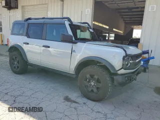2023 Ford Bronco with VIN 1FMDE5BH7PLB10308, listed as a Copart auction lot 68211584 with 32,685 mi miles and Salvage Title. Bid and sale history available at DreamBid. Image 4.
