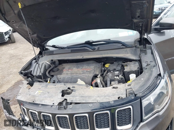 2018 Jeep Compass Latitude with VIN 3C4NJDBB8JT307154, listed as a IAAI auction lot 42056744 with 94,454 mi miles and . Bid and sale history available at DreamBid. Image 10.