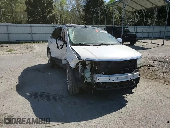 2010 Lincoln MKX with VIN 2LMDJ6JC7ABJ26298, listed as a Copart auction lot 50746445 with 194,287 mi miles and Salvage Title. Bid and sale history available at carsss.com. Image 10.