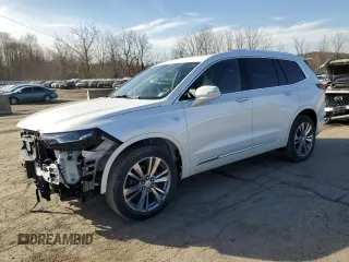 2022 Cadillac XT6 Premium Luxury with VIN 1GYKPDRS9NZ113152, listed as a Copart auction lot 49411355 with 32,948 mi miles and Salvage Title. Bid and sale history available at carsss.com. Image 1.