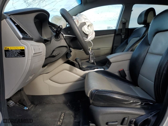 2017 Hyundai Tucson SE Plus with VIN KM8J33A4XHU270240, listed as a Copart auction lot 46735805 with 116,780 mi miles and Salvage Title. Bid and sale history available at carsss.com. Image 7.